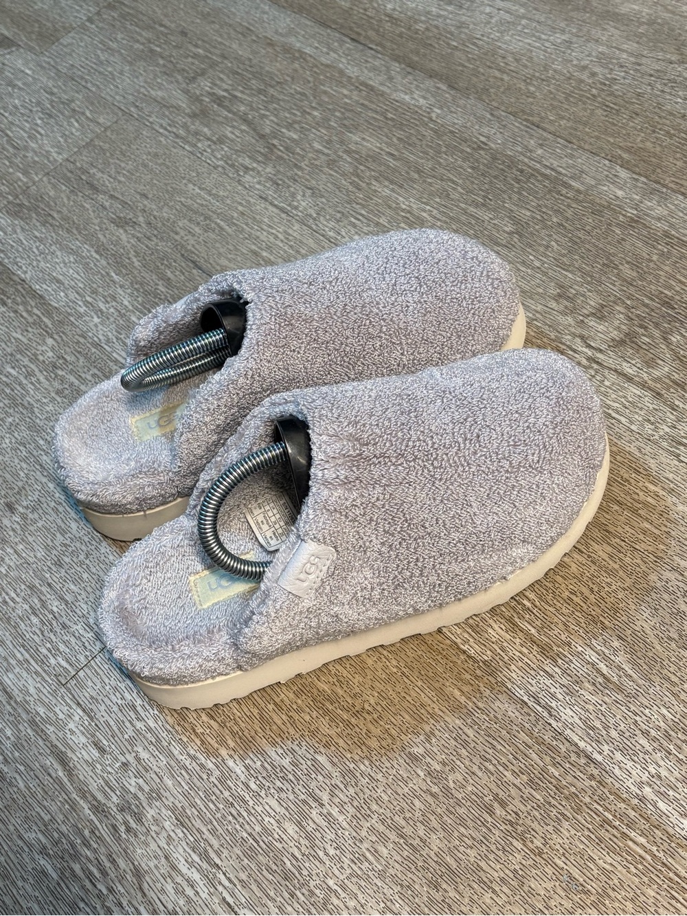 UGG LAVENDER FUZZ SUGAR TERRY SLIDE SIZE